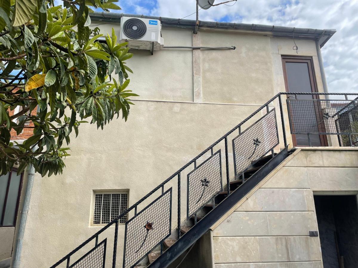 Apartamento Gardenie Kutaisi Exterior foto